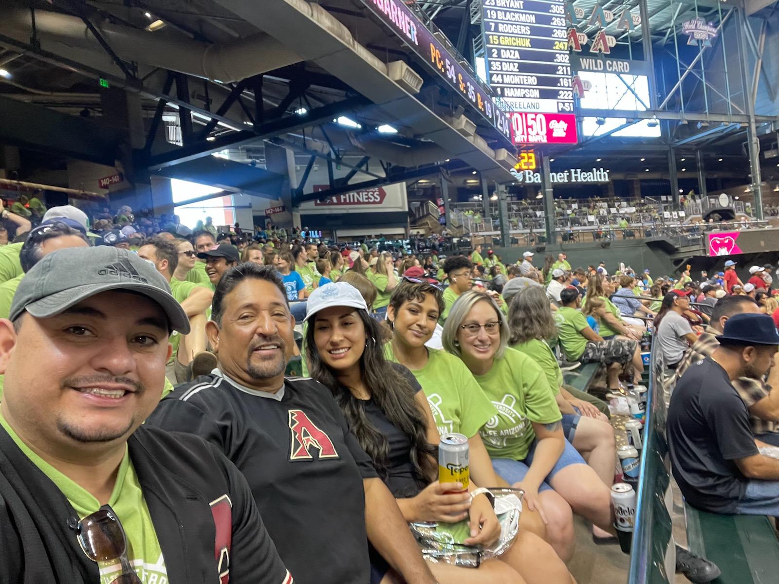 Cruz with family at a Diamondbacks game